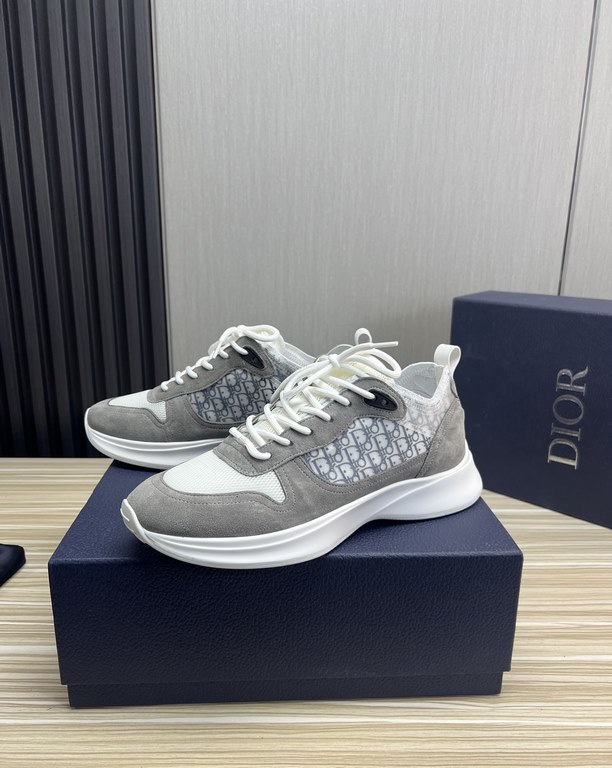 Factory   DIOR.Dior Couple's Hot Sale The new trend is destined to be a mainstream super single  .  upper using exclusive customized original cowhide material   cow game meat splicing brand special LOGO fabrics  outsole 