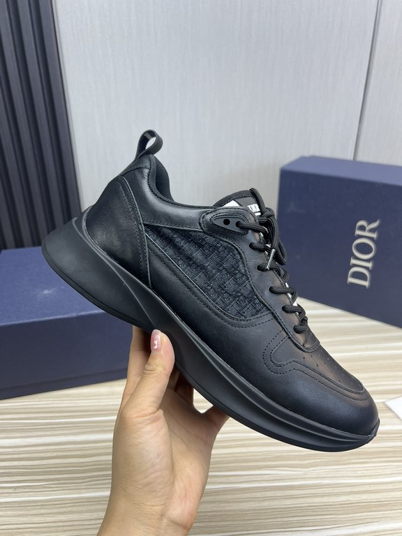 Factory   DIOR.Dior Couple's Hot Sale The new trend is destined to be a mainstream super single  .  upper using exclusive customized original cowhide material   cow game meat splicing brand special LOGO fabrics  outsole 