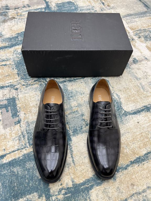 Dior ~ Size38-45D's new men's high-end men's business shoes, made of imported calfskin leather, hand-rubbed color change process, with cowhide liningpadded feet, imported Italian leather outsole, showing luxury!