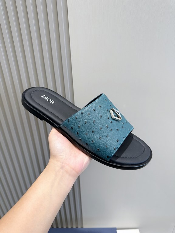 Dior Alias Men's Cowhide SlippersNew for summer, these Alias sandals make a statement of casual elegance. Crafted from grained cowhide leather, Oblique printed fabric and lined with cowhide leather! Cross-strap design wi