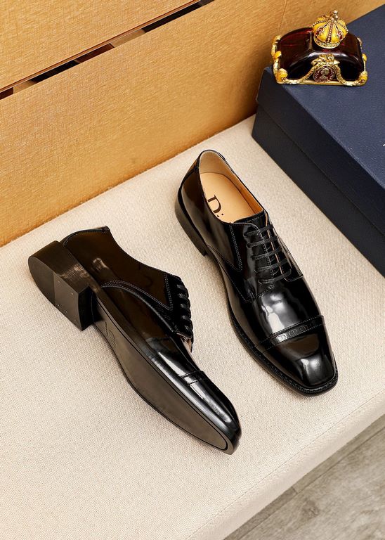 The original single Dior Dior      counter synchronization top generation purchase    men 2 0 2  4   business leather shoes Italy imported original open side beads, all imported cattle   leather lining pads, soles origin