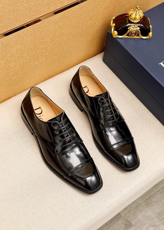 The original single Dior Dior      counter synchronization top generation purchase    men 2 0 2  4   business leather shoes Italy imported original open side beads, all imported cattle   leather lining pads, soles origin