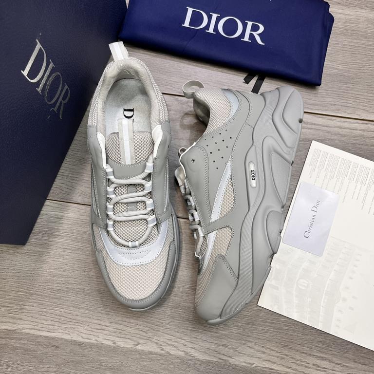 Factory   Dior's latest casual sneakers     Couples fashion explosive models,   version of the simple atmosphere,   fabric using imported cowhide with the original mesh,   comfortable and breathable mesh lining, the orig