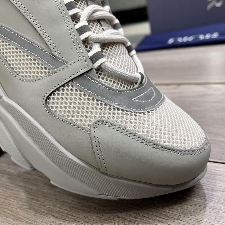 Factory   Dior's latest casual sneakers     Couples fashion explosive models,   version of the simple atmosphere,   fabric using imported cowhide with the original mesh,   comfortable and breathable mesh lining, the orig