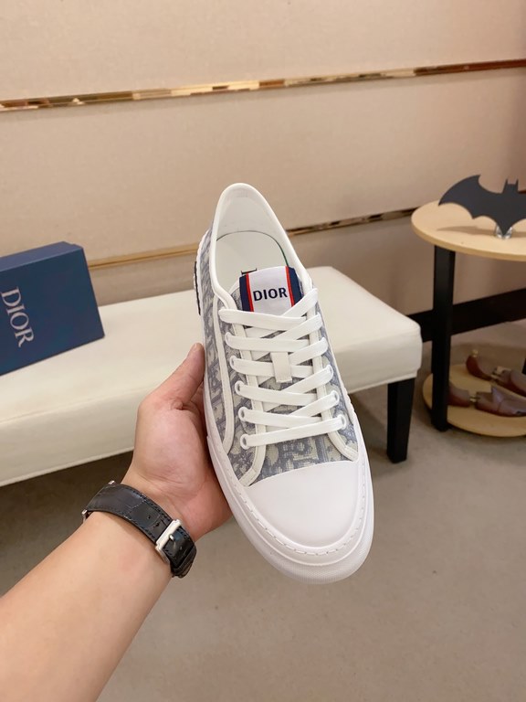 Factory price [Dior Dior] new casual sports style men's shoes, new spring and summer models design, perfect workmanship, lace-up lazy models to create the quality of the installed cabinet, Upper Imported official website