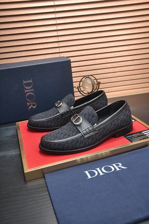 Factory   [Dior] (cowhide lining) Dior original 11 high quality factory, imported original material, imported version of the original cowhide, cowhide lining, the original TPU outsole, yardage 38-44