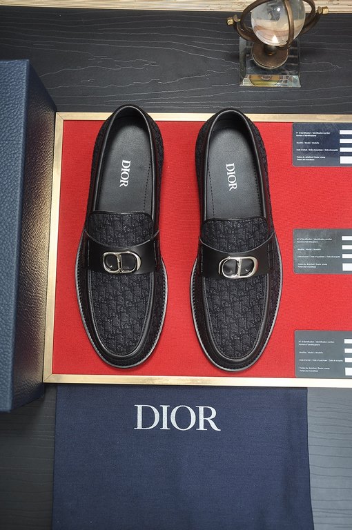 Factory   [Dior] (cowhide lining) Dior original 11 high quality factory, imported original material, imported version of the original cowhide, cowhide lining, the original TPU outsole, yardage 38-44