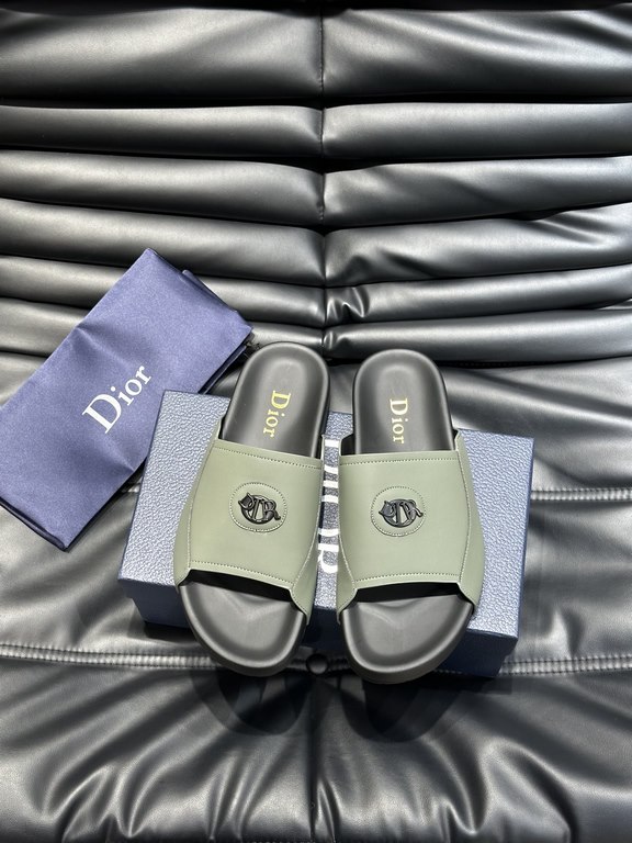 Dio~ High-end men's summer slippers, upper material head layer cowhide, original hardware decoration, private mold outsole, perfect details, showing the big style, casual loose comfortable type, high quality boutique, su