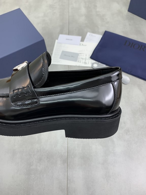 Factory price   top version      water-dyed cowhide original single quality Dior - . Dior original single on behalf of the purchase of high-end business shoes, fabric the use of Italian imports of open-edge beads of cowh