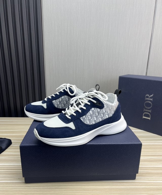 Factory   DIOR.Dior Couple's Hot Sale The new trend is destined to be a mainstream super single  .  upper using exclusive customized original cowhide material   cow game meat splicing brand special LOGO fabrics  outsole 