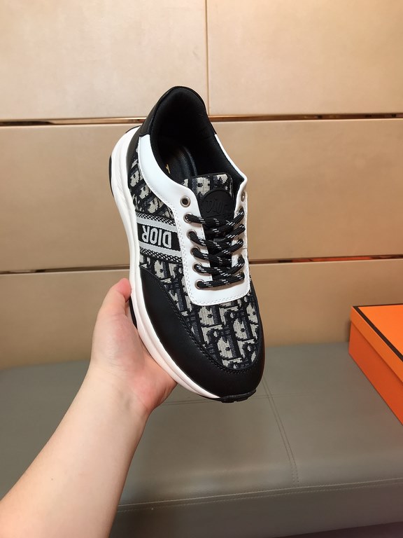 Factory price    [Dior Dior] new casual shoes, must explode models , using the trend of fashion shoes   the latest - explosive models   uppers are made of imported cowhide leather   printed fabric splicing design , breat