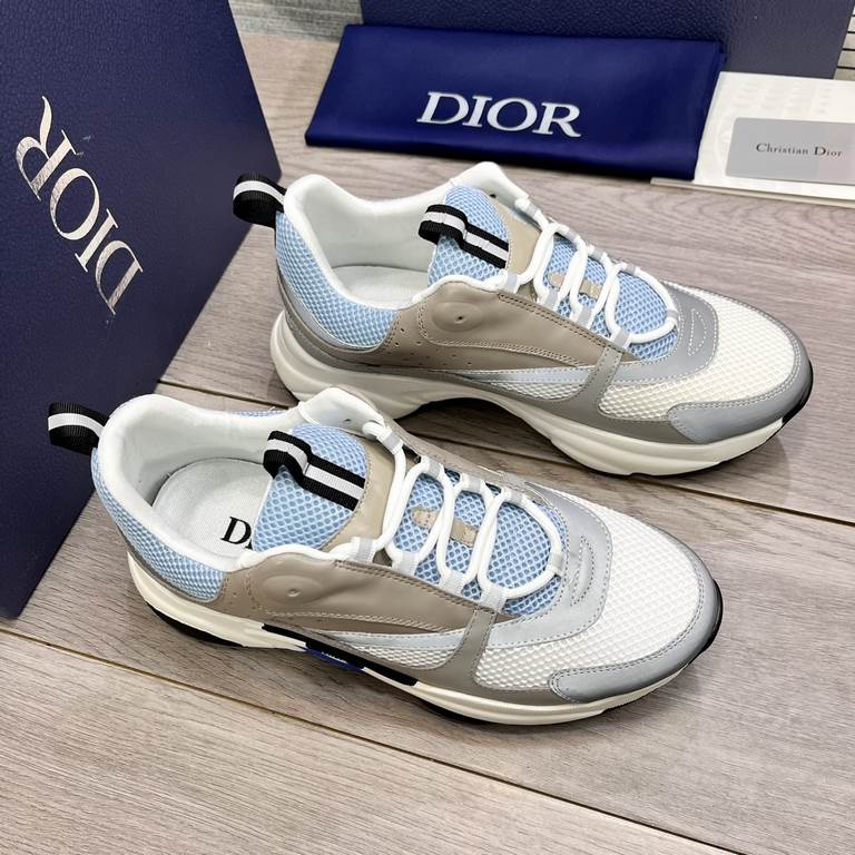 Factory   Dior's latest casual sneakers     Couples fashion explosive models,   version of the simple atmosphere,   fabric using imported cowhide with the original mesh,   comfortable and breathable mesh lining, the orig