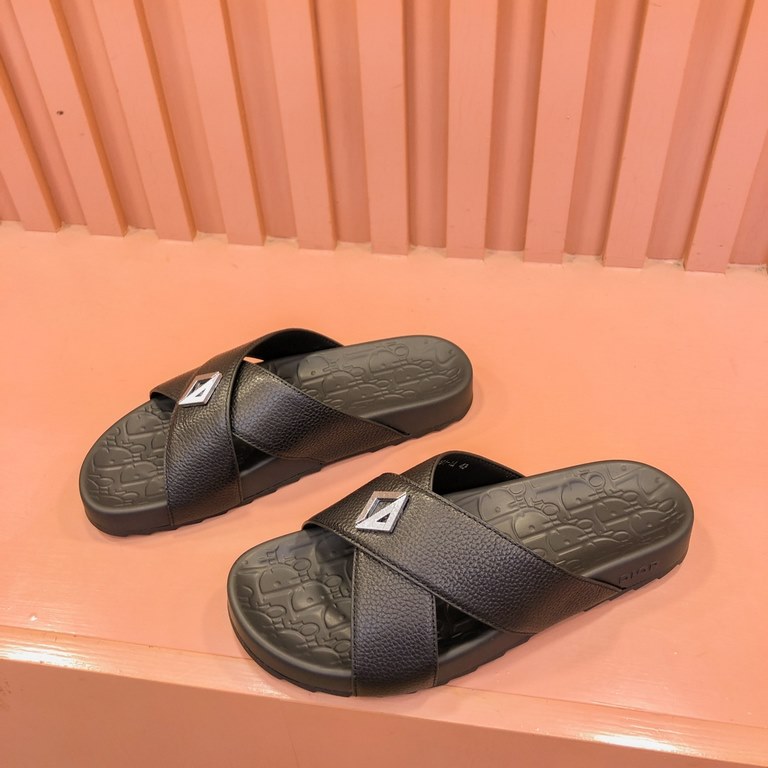 Dior Dior  2024 men's summer slippers, high-end boutique, upper calfskin embossed, loose and comfortable, recommended to get, lined with head layer calfskin, double-layer combination outsole!Size38-45.