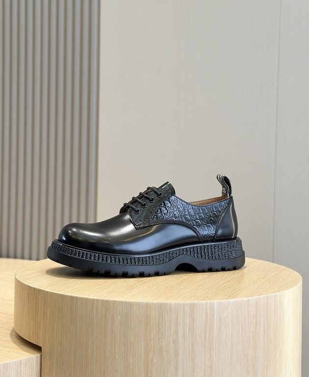 Dior BUffalo Men's Derby ShoesThe Dior BUffalo men's derby shoe is a new addition to the Spring 2014 men's collection, combining out-of-the-box features with a couture aesthetic.The BUffalo men's derby shoe is a new addi