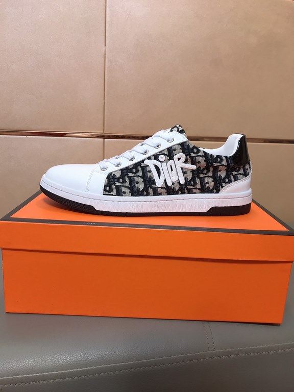 Factory price     [Dior Dior] new casual shoes, must explode models , using the trend of fashion shoes   the latest - explosive models   upper using imported cowhide leather   special printing fabric stitching design , s