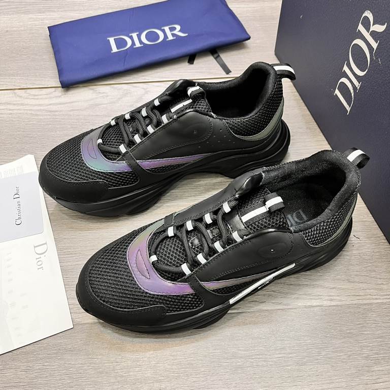 Factory   Dior's latest casual sneakers     Couples fashion explosive models,   version of the simple atmosphere,   fabric using imported cowhide with the original mesh,   comfortable and breathable mesh lining, the orig