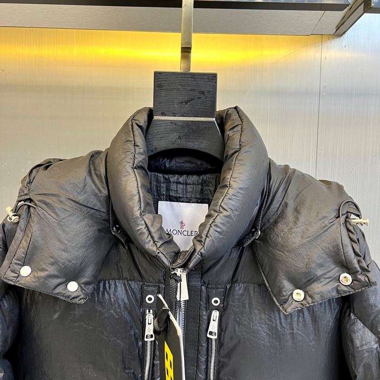 (Top version - pure goose down)Mon Mon Monkou - Classic 1952 Series Heavy Duty Down JacketWhether it is the material or detail reproduction as well as craftsmanshipWe are not afraid to take on any challenge in order to p