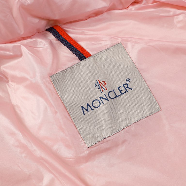 P610 [Moncler] Moncler New Clashing Hooded Women's Version Parana Thickened Down Bread Jacket-Left arm small label with NFC sensing, cell phone light up the screen near, straight into the official website-The down fillin