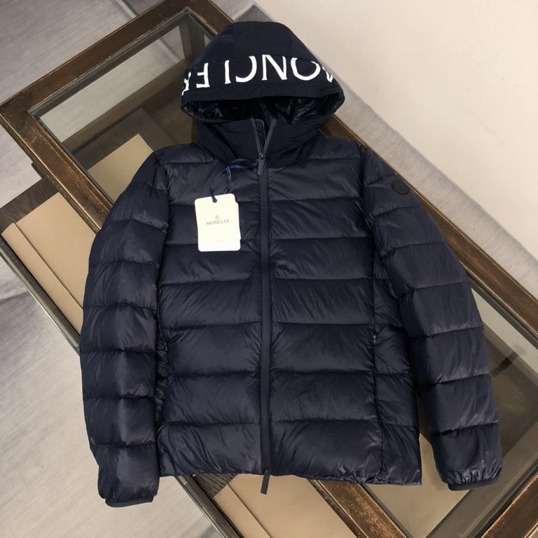 P580 MONCLER Moncler Moncler counter synchronization models men's hooded down jacket national standard filling 90 white duck down down filling super enough custom LOGO hardware cuffs windproof design, hat printing letter