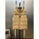 790burberry burberry ss long sleeve winter down vest men and women with the same modelBrand introduction burberry is there raincoat manufacture thomas burberry in 1856 founded the eponymous brand, and with the founder's 