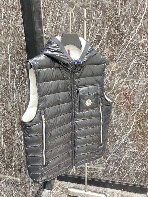 700[New] Early fall series ragot series design fashionable and versatile comfortable breathable hooded vest masked down vest jacket!The official website synchronization sale! Design and value of the down jacket, quality 