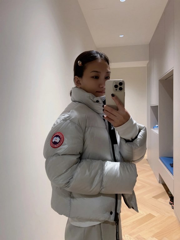 #               Canada Goose Puff Cypress Red Label Model 2023FW Cypress Collection Women's Ultra Short Glossy Down Jacket.