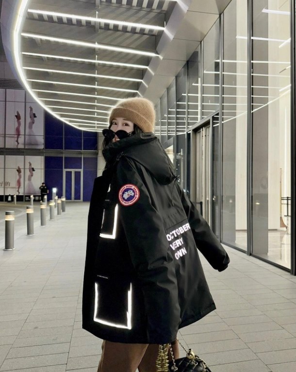 520 【New】Canada Goose X OVO New Canada Goose Owl Co-branded Limited Edition Parka Outdoor Down Jacket-Black color scheme is youthful and white. The mink fleece brim is both warm and skin-friendly, and the large hood effe