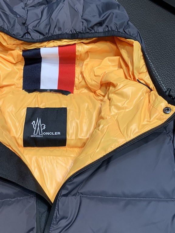 Support after the year P850. down jacket - Moncler Moncler Exclusive exclusive new stand-up collar hooded down jacket Original 11 custom hardware accessories imported original customized Welcome to the counter to compare