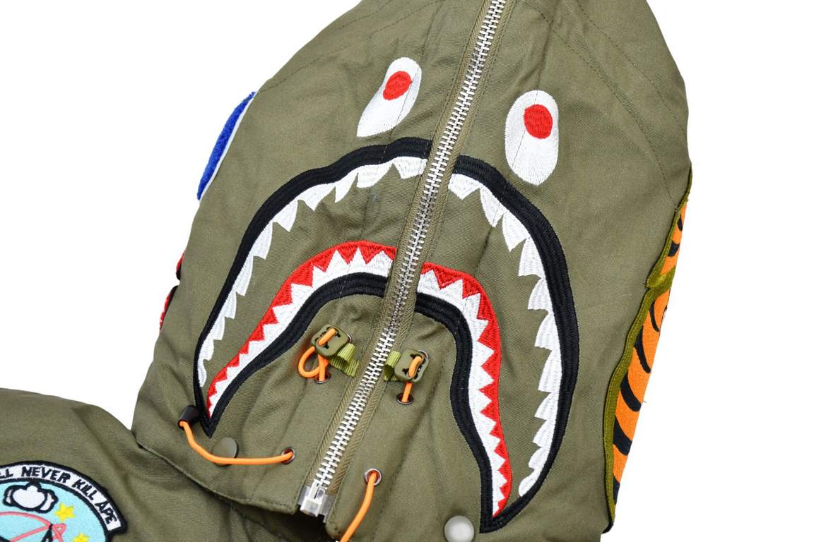 585Global Limited Replica Readymade x Bape Down Jacket Tigerhead Global Limited Co-Branded WWII Military Cloth Patch Badge Down Jacket (Hood Removable)The Century Union Global Limited Edition 20 places of oversized embro