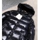 New   p 343[Detailed picture of the big shipment][        Monk Mouth Down Jacket Maya Model] A celebrity classic, the same model for both men and women down jackets!This style is made of nylon fabric with internal paddin