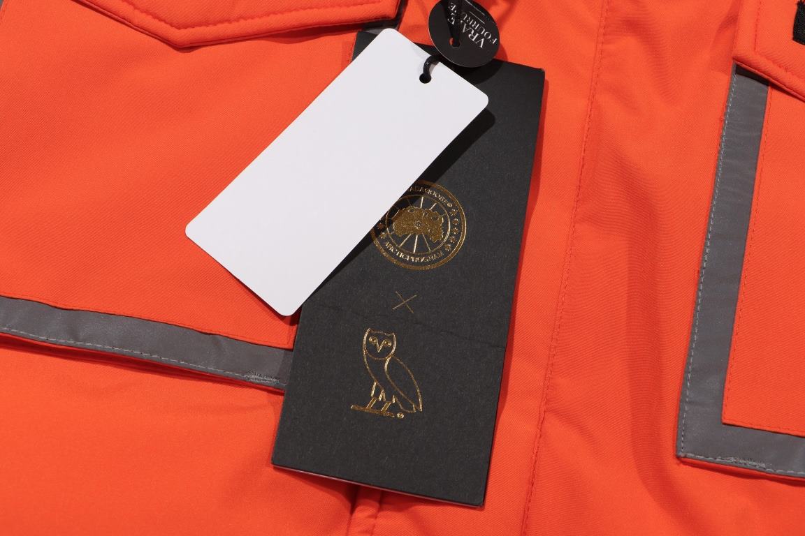 520 【New】Canada Goose X OVO New Canada Goose Owl Co-branded Limited Edition Parka Outdoor Down Jacket-Orange color scheme is youthful and bright. The mink fleece brim is both warm and skin-friendly, and the large hood ef