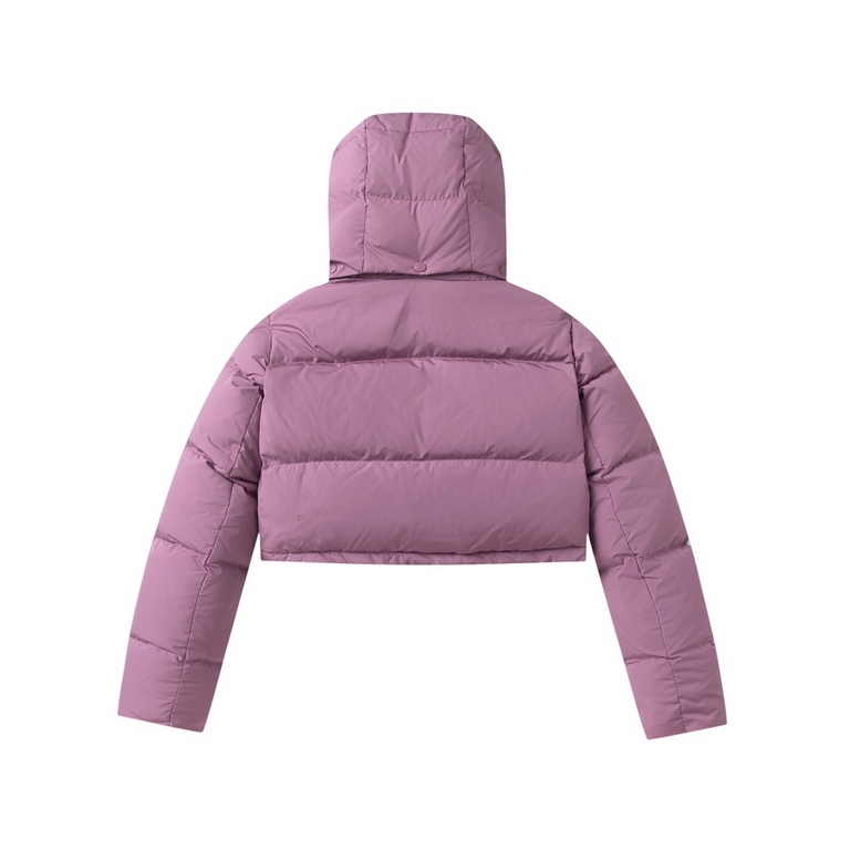 P475Exclusive premiere, pop-up mainstay!#lululemonLululemon Wunder Puff Women's Cool Spicy Short Warm Down Jacket (Hood Detachable)Color(s) Black, Velvet Pink, Light Camel, Rose Pink.Size Size 4S Size 6M Size 8L