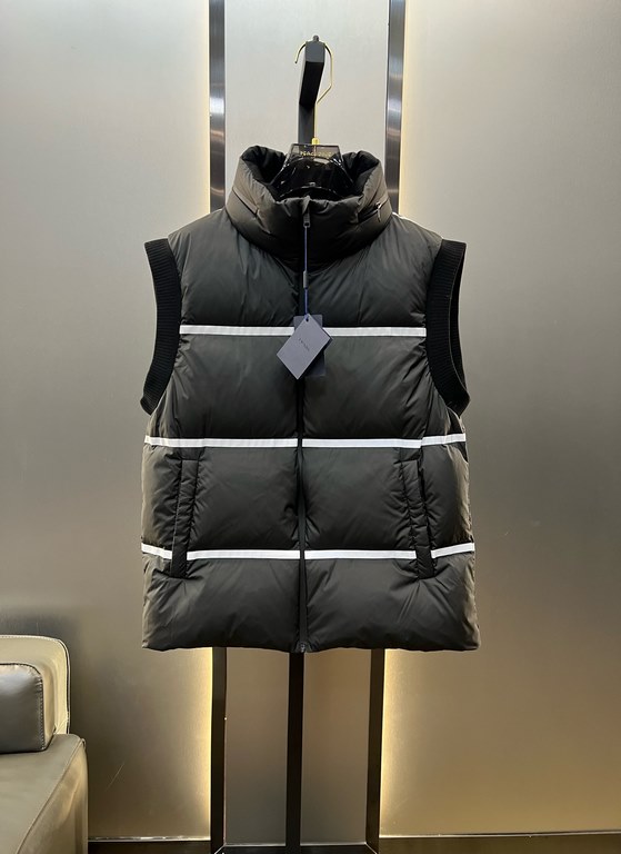 790Explosive fall and winter new down vest original 11 custom hardware accessories imported original customized welcome counter comparison absolute high quality using the top 90 white duck down super soft filling feather