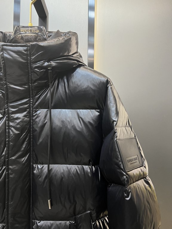 900burberry burberry ss long sleeve winter down jacket men and women alikeBrand introduction burberry is there raincoat manufacturing thomas burberry in 1856 founded the eponymous brand, and with the founder's iconic wor