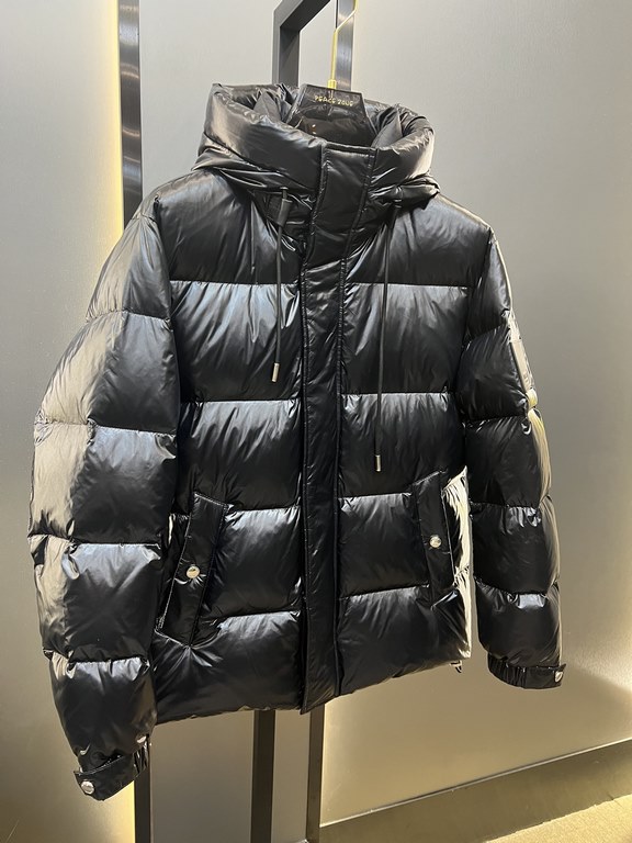 900burberry burberry ss long sleeve winter down jacket men and women alikeBrand introduction burberry is there raincoat manufacturing thomas burberry in 1856 founded the eponymous brand, and with the founder's iconic wor