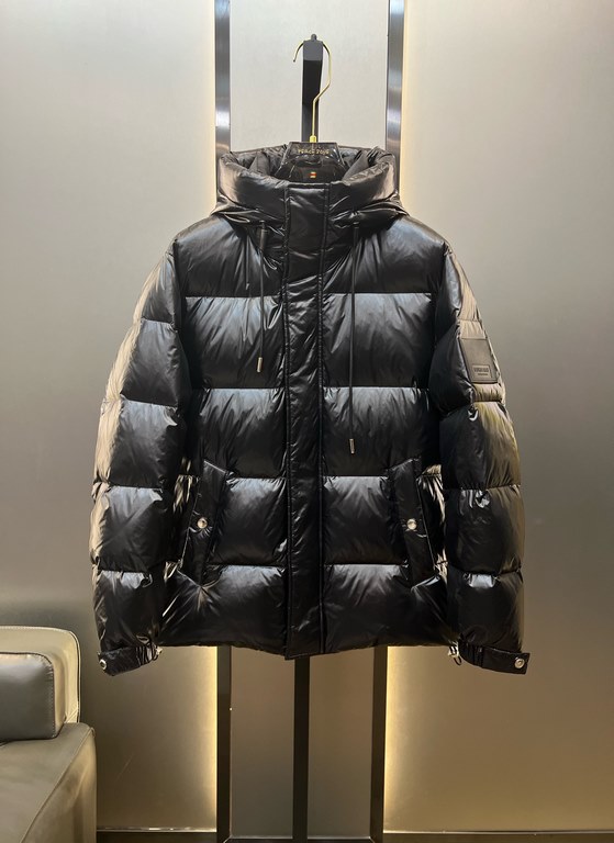 900burberry burberry ss long sleeve winter down jacket men and women alikeBrand introduction burberry is there raincoat manufacturing thomas burberry in 1856 founded the eponymous brand, and with the founder's iconic wor