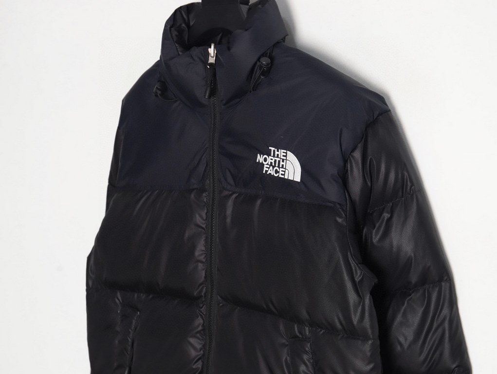 Detailed drawing on white background Top versionP525ModelC364Name THE NORTH FACE TNF  The North Face VINTAGE 1990S Down JacketFounded in 1966, The North Face is an important member of the publicly traded VF Group, headqu