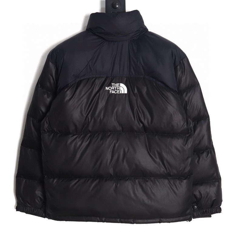 Detailed drawing on white background Top versionP525ModelC364Name THE NORTH FACE TNF  The North Face VINTAGE 1990S Down JacketFounded in 1966, The North Face is an important member of the publicly traded VF Group, headqu