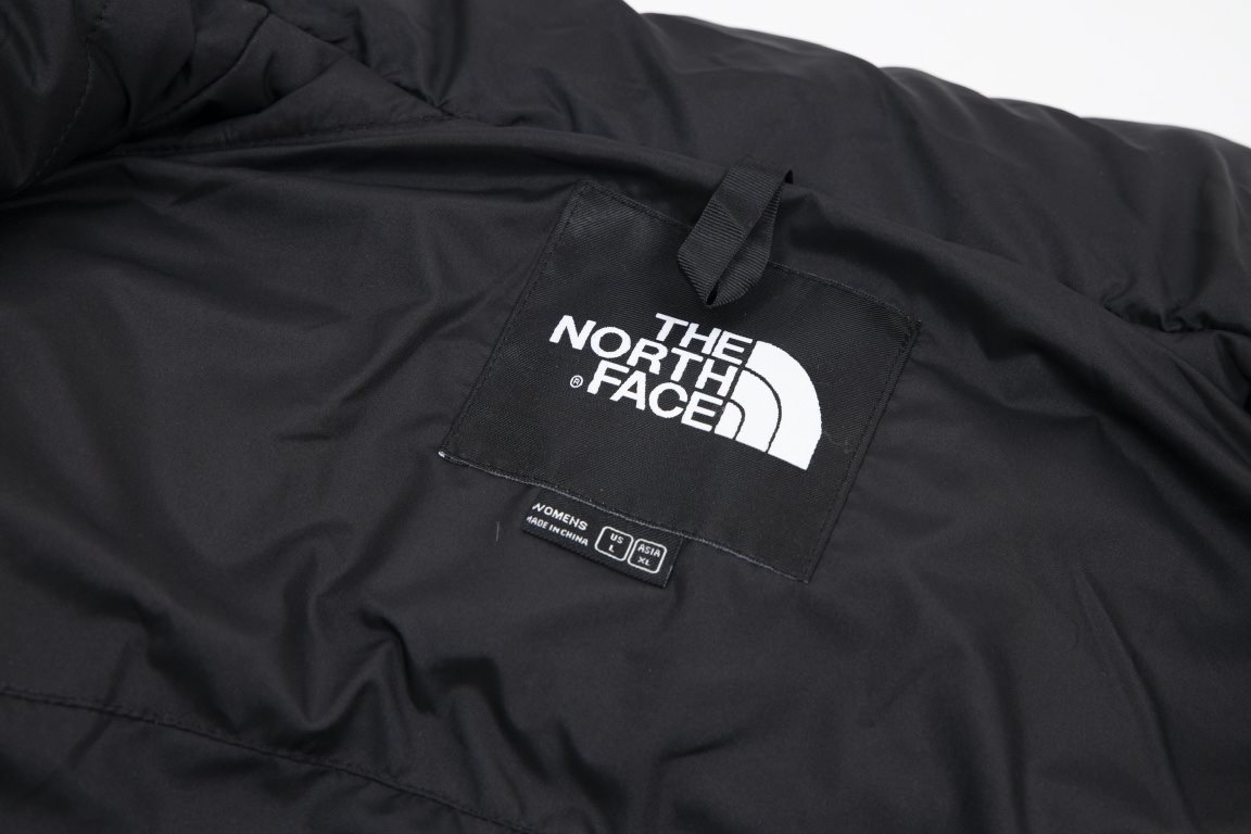 New  560 model number T56 (cooling essential down jacket)The North Face - Cooling Essentials Urban Peak North Face ue Classic Icon 2000 Collection - Filled with 700 Fluff RDS Goose Down Collar with Built-in Hood 23 Offic