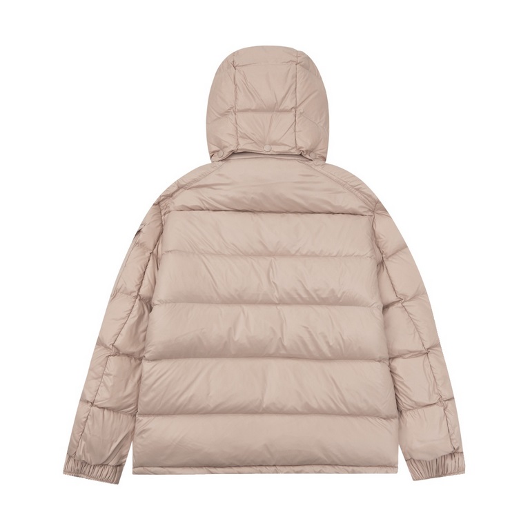 605Model number E78Moncler   Moncler Feather King Marie Women's Down JacketThere are too many versions on the market, quality and price are proportional to the king! Genuine synchronized anti-counterfeiting chip inductio