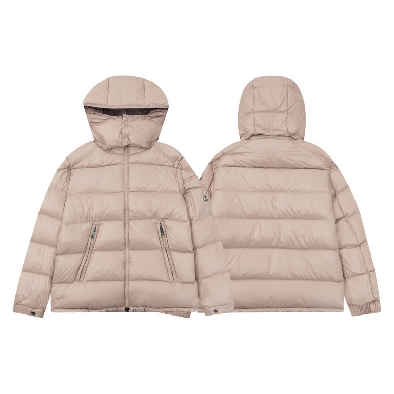 605Model number E78Moncler   Moncler Feather King Marie Women's Down JacketThere are too many versions on the market, quality and price are proportional to the king! Genuine synchronized anti-counterfeiting chip inductio