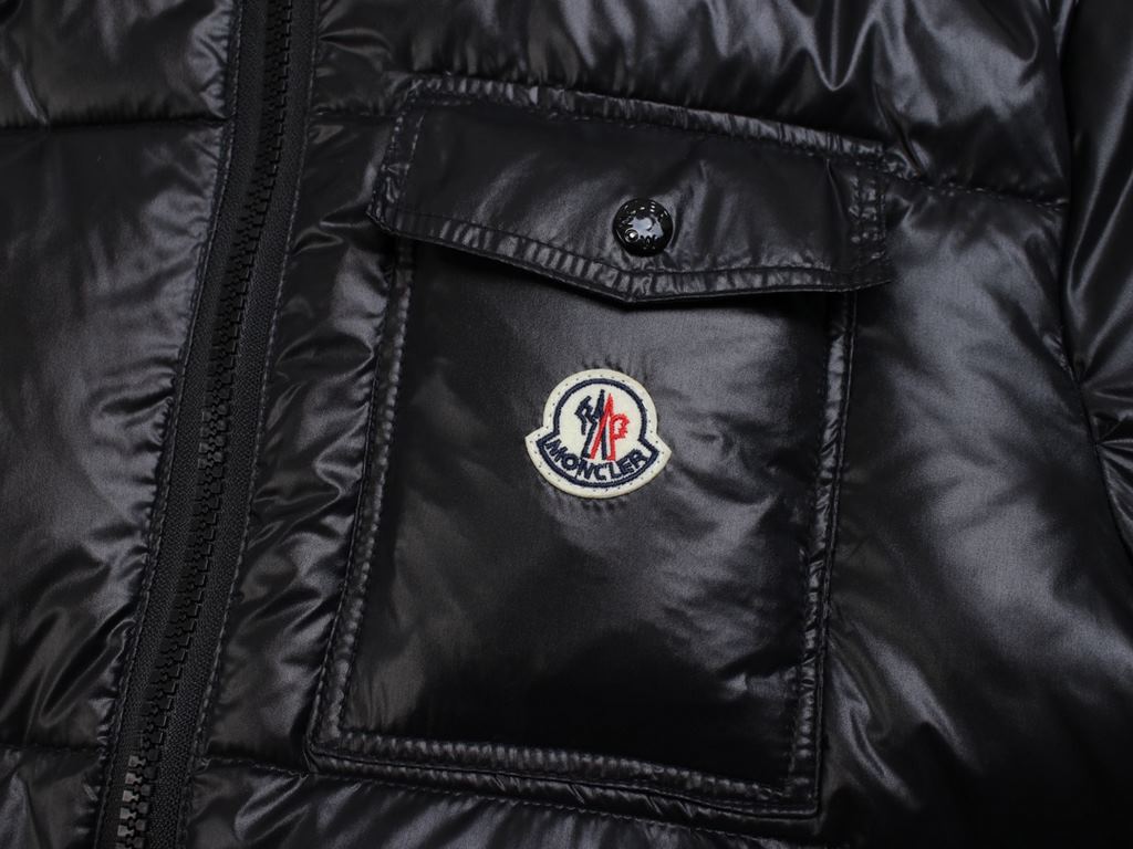 Detail-#M05Moncler Moncler Hidden Lapel Webbing Montbeliard Collection Ski Season Solid Color Hooded Short Warm Down Jacket Men's Black