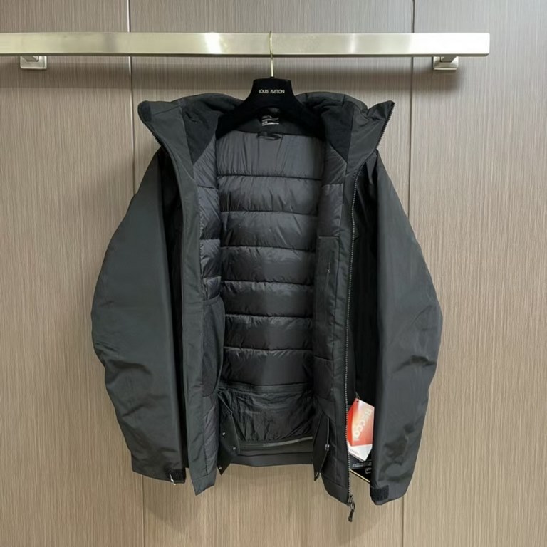 645 ARC'TERYX MACAI Ancessa Down Jacket Patriot Hard Shell Hooded Mid-Length Couple's Windproof Down Jacket is made of customized hardware, seamless embossing, three-dimensional logo, 90 white duck down, L size is about 