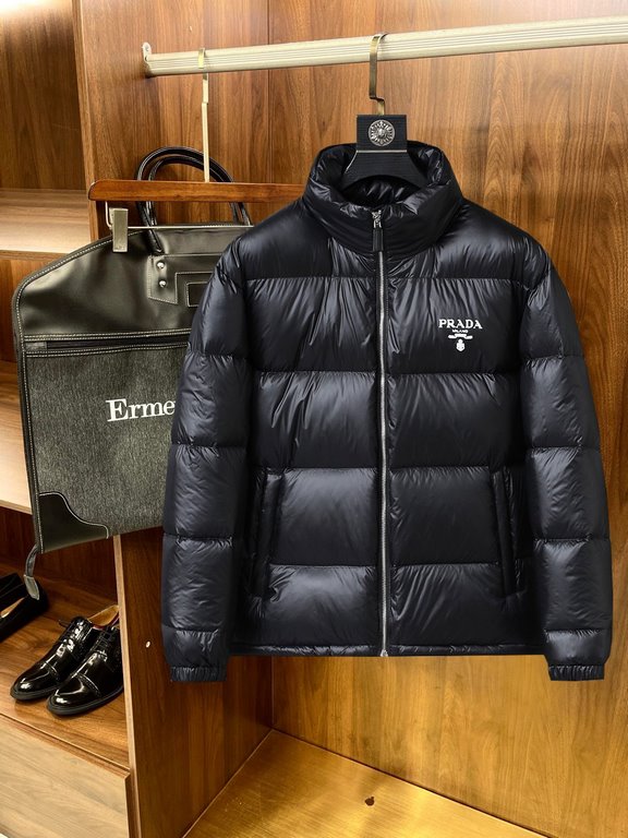 Support after the year return, P880 Prada 2023 fall and winter counter new casual fashion down jacket avant-garde design style fine and comfortable wearing very lightweight not easy to wrinkle. Multi heavy process The ov