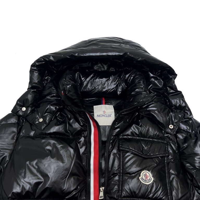 Pure down, not the cotton version on the market. 505 Model No. Y106Moncler Genius 20FW Down Jacket with Organizer TapingThe fabric is classic nylon patent leather material, the United States imported lining cloth, high-d