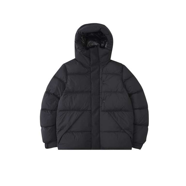 685  Item #930Moncler FW22 Moncler Black Knight Europe Logo Embroidered Hooded Down Jacket (Highest Version on the Net with Counter Tote Bag)This year's fallwinter's big black horse, it's been on the rise.Sold out versio