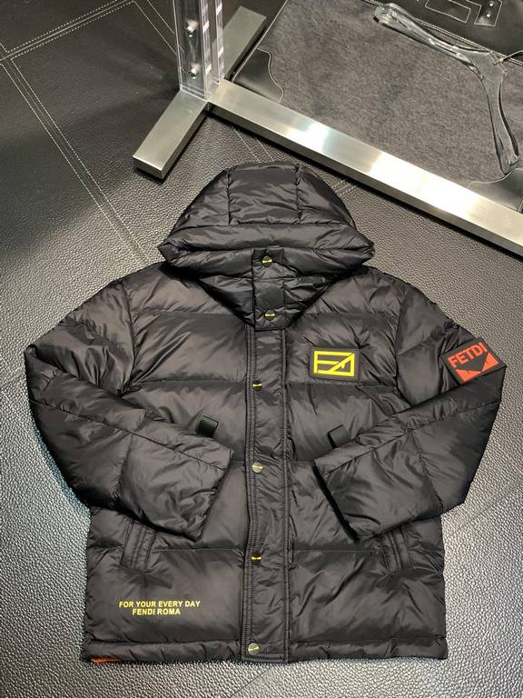 Support after the year P790. down jacket - FENDI Fendi exclusive exclusive new hooded down jacket original 11 custom hardware accessories imported original customized hat buttons removable design welcome counter comparis