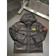 Support after the year P790. down jacket - FENDI Fendi exclusive exclusive new hooded down jacket original 11 custom hardware accessories imported original customized hat buttons removable design welcome counter comparis