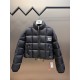 p615 miuniu letter print bread diamond plaid short down jacketThese years the fashion world is very popular this down jacket, rich in three-dimensional, this simple design no matter what hairstyle is suitable for, casual