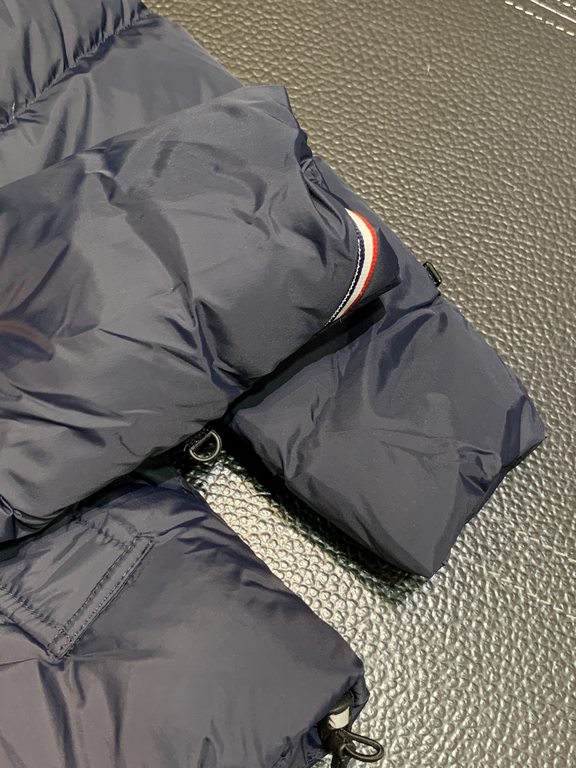 Support after the year P880. down jacket - Moncler Moncler Exclusive exclusive new hooded down jacket Original 11 customized hardware accessories imported original customized Welcome to the counter to compare Absolute hi